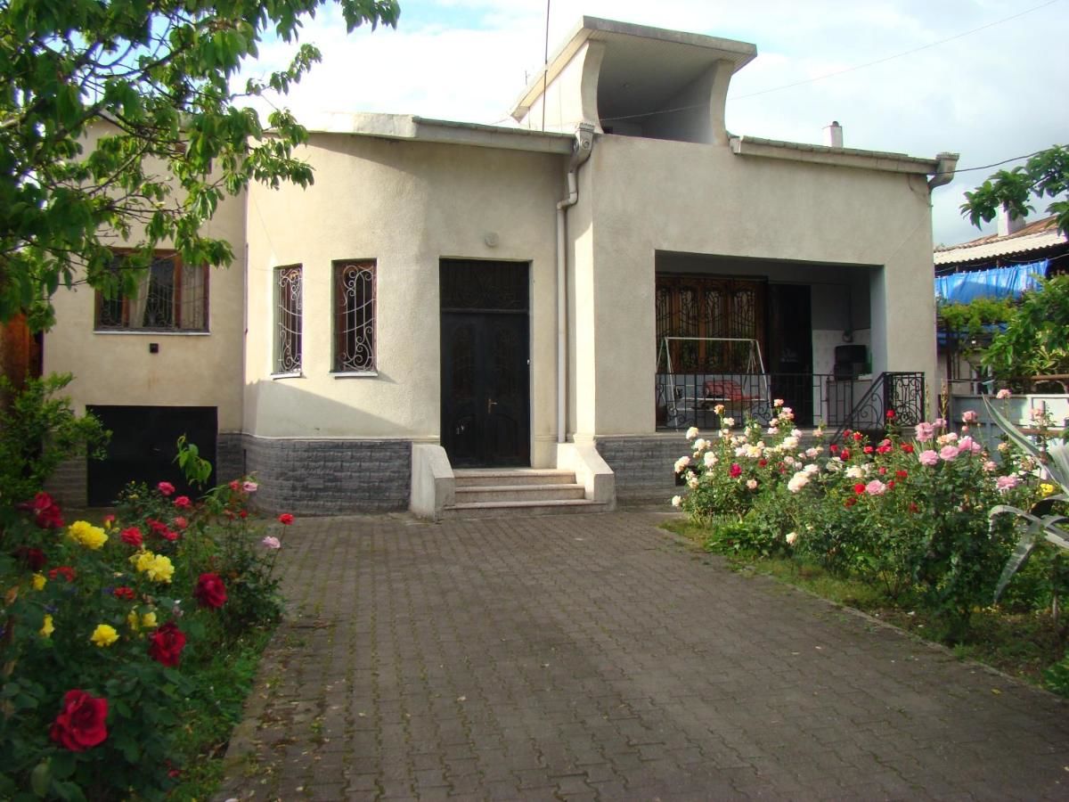 Гостевой дом Guest House Mariami Кутаиси-15