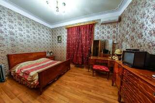 Гостевой дом Guest House Mariami Кутаиси Двухместный номер с 1 кроватью и общей ванной комнатой-14